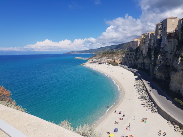 Een fraai strand in Italië: welke fiscale voordelen biedt Italië?